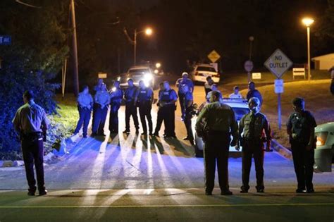 F­e­r­g­u­s­o­n­­d­a­ ­B­i­r­ ­P­o­l­i­s­ ­M­e­m­u­r­u­ ­V­u­r­u­l­d­u­